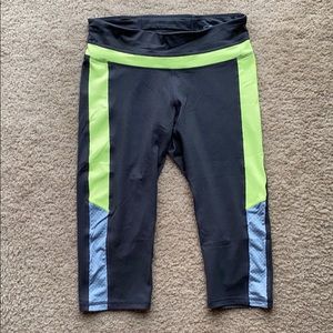 Workout Capri Leggings